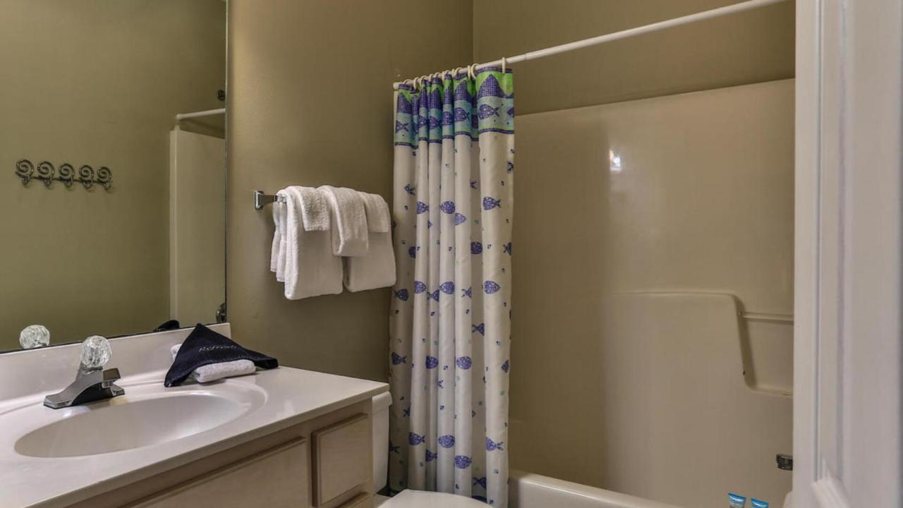 Biglows Bungalow - About A Quarter Mile To Private Neighborhood Beach Access, Pet Friendly, Community Pool Destin Zewnętrze zdjęcie