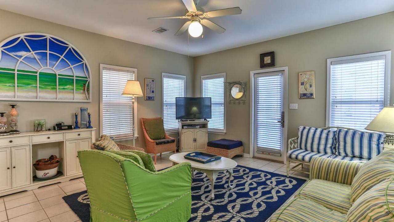 Biglows Bungalow - About A Quarter Mile To Private Neighborhood Beach Access, Pet Friendly, Community Pool Destin Zewnętrze zdjęcie