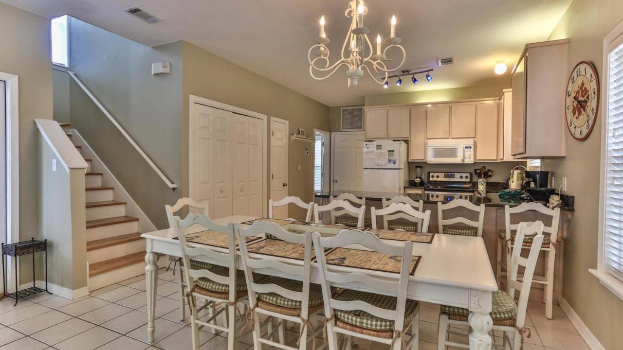 Biglows Bungalow - About A Quarter Mile To Private Neighborhood Beach Access, Pet Friendly, Community Pool Destin Zewnętrze zdjęcie